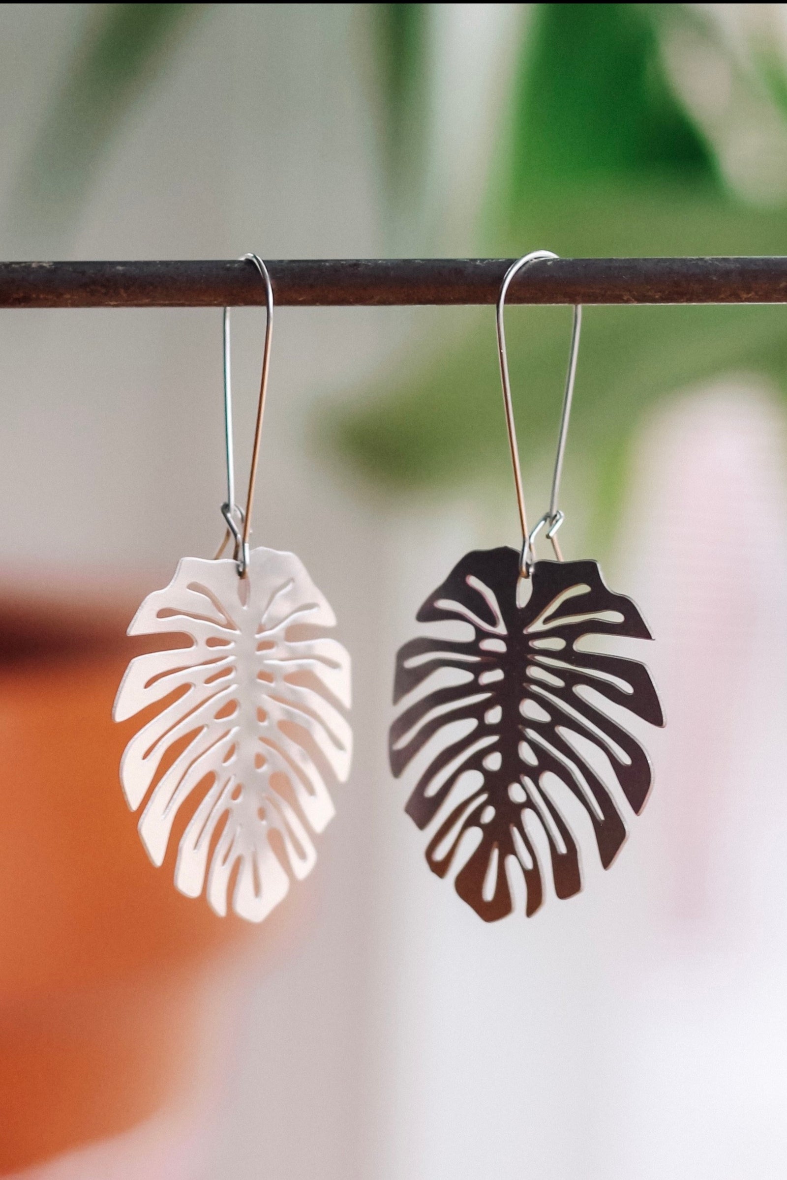 Monstera Deliciosa Earrings - Carter + Rose