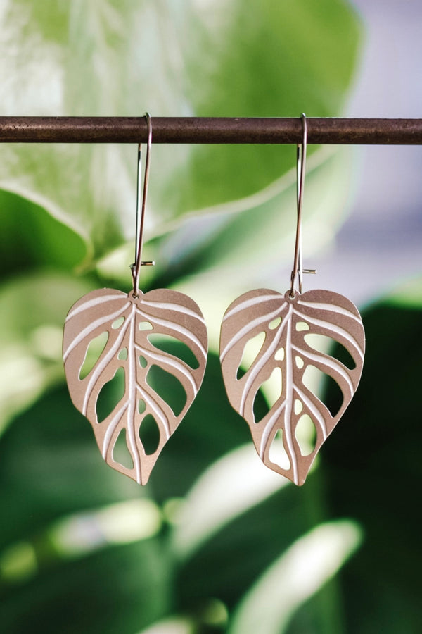 monstera deliciosa earrings Monstera Adansonii Earrings