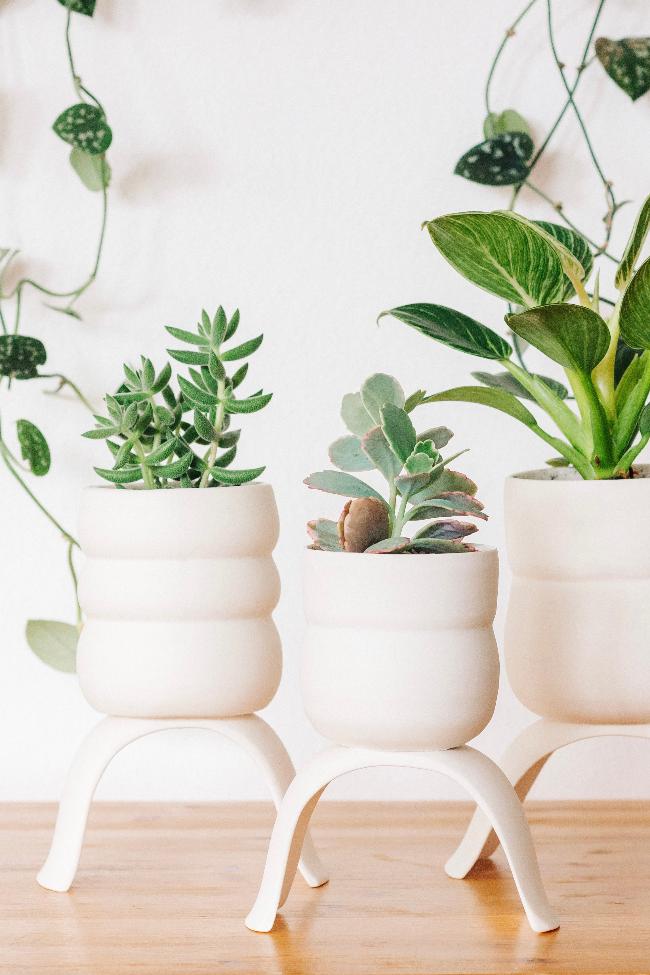 planters and plant pots Ceramic Raised Plant Pot