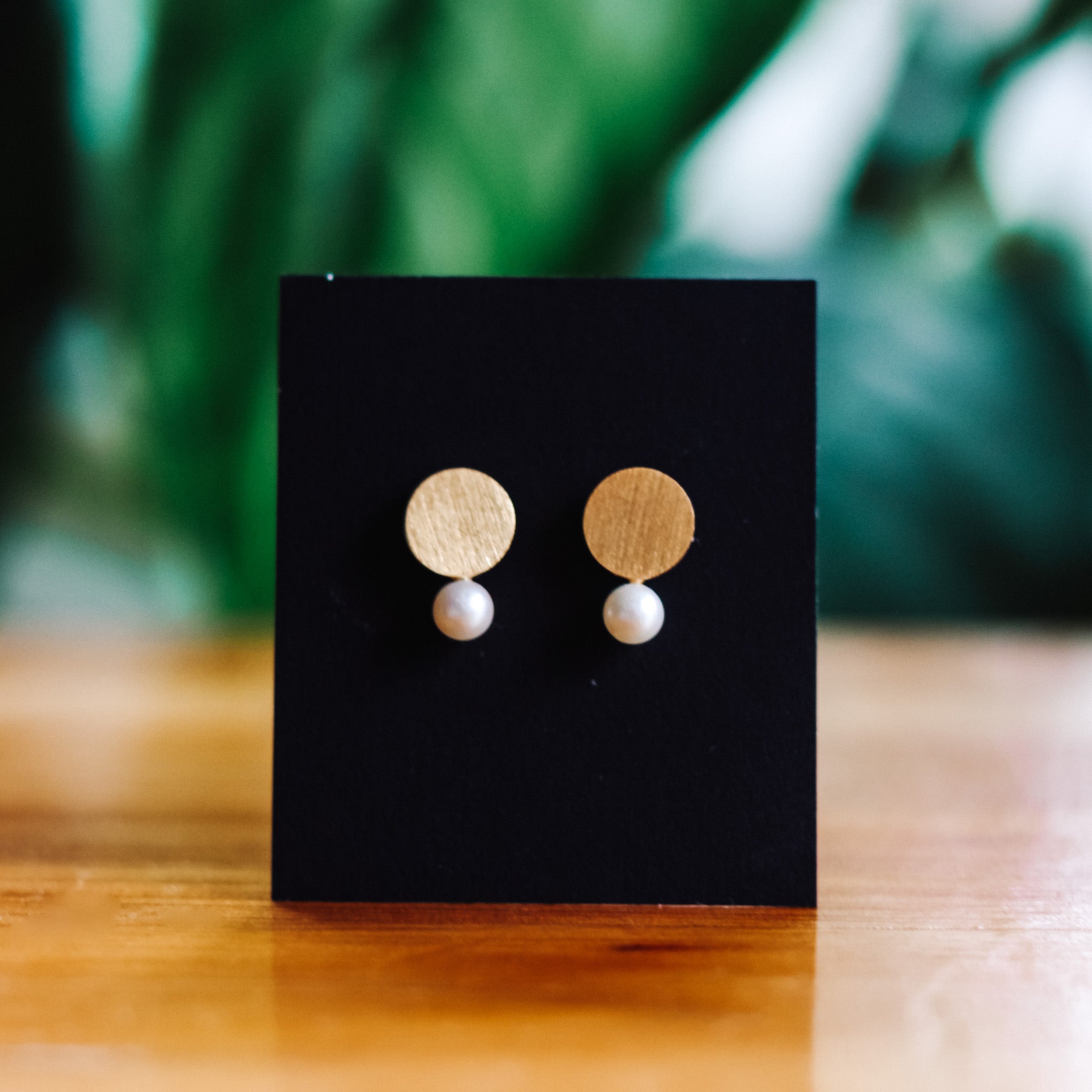 Dottyspeck, Dot Post Earrings
